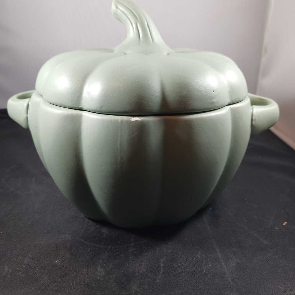 Pumpkin Green Dish With Lid